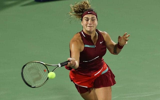 サバレンカ、不安定なサーブで崩れかけるも第1シードの意地見せ4年連続初戦突破[ドバイ・デューティー・フリー・テニス選手権]