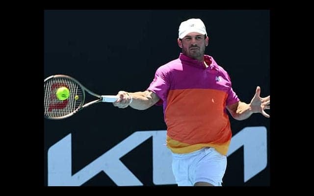 背面ショット決まり会場大歓声