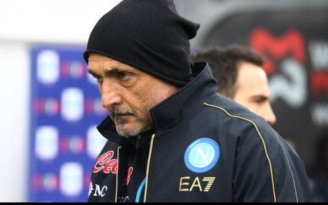 バルセロナとの大一番！ ナポリ指揮官「名前や街の期待に敬意を払って戦う」