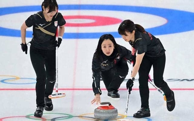 カーリング日本が準決勝進出！　スイスに4-8敗北で藤澤五月は涙も…韓国敗戦で4位確定