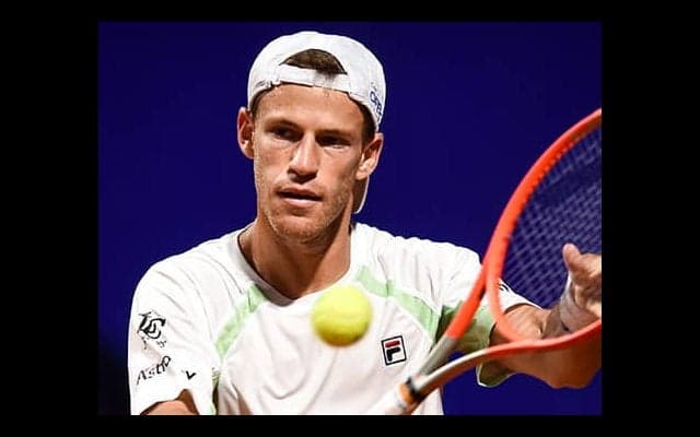 シュワルツマン 完勝で8強入り