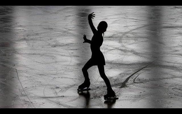 高梨沙羅がスーツ違反で失格にされ、薬物濃度200倍のワリエワが失格にならない闇五輪