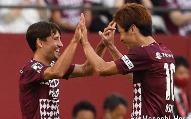 ヴィッセル神戸に｢股抜き王子｣が誕生!!ボージャンが｢鳥カゴ｣でまた抜き連発!練習で見せた｢驚愕のテクニック｣