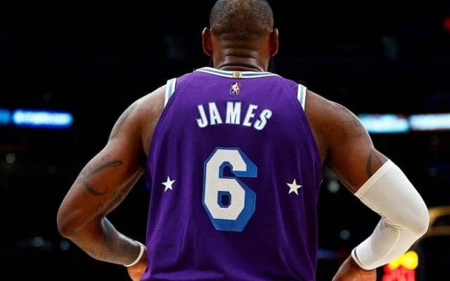 レブロンがカリーと渡邊を抑えて初首位／今季前半戦ユニフォーム国内売り上げトップ10