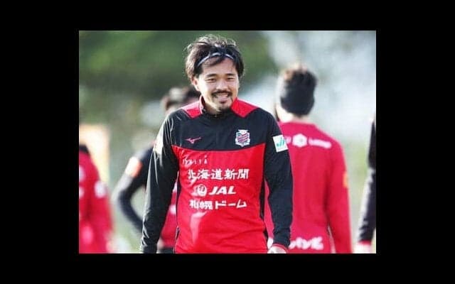 興梠慎三、浦和での「一生忘れない」悔しい出来事。新天地・札幌では「ひざが治れば20点は取れる」