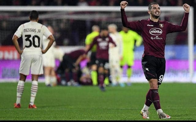 首位ミラン、最下位サレルニターナに痛恨ドロー《セリエA》