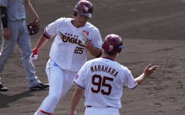 崖っぷち男の覚醒、楽天・田中和が2戦3発でキャンプ“MVP”　定位置奪える強みとは