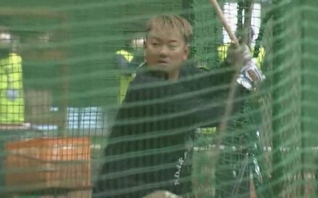 「足の太さバケモン」　西武主砲の“強烈スイング”支える下半身は「筋力凄すぎ」