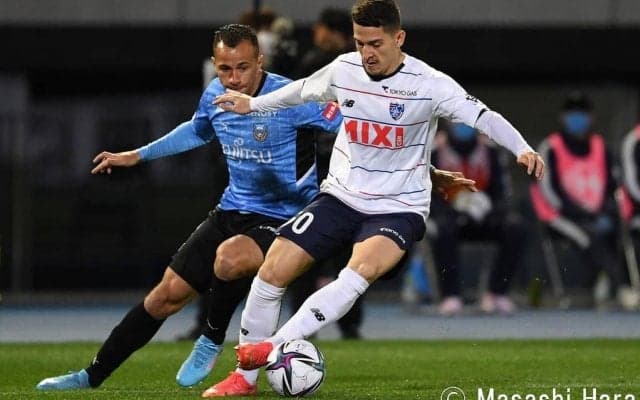 序盤の猛攻をしのいだ「守備陣2人の新外国籍選手」の好守【王者・川崎フロンターレ相手の開幕節で見えたFC東京の大いなる可能性】(1)