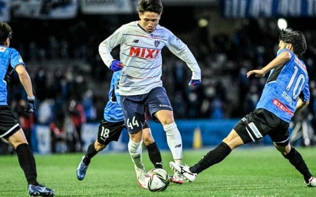 善戦へと導いたルーキー松木玖生の「戦術眼」と才能を引き出したアルベル監督の手腕【王者・川崎フロンターレとの開幕節で見えたFC東京の「大いなる可能性」】(3)