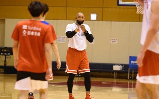 「男子日本代表の文化を変えたい」…コーリー・ゲインズアソシエイトHCが所信表明