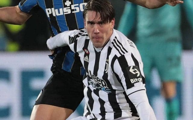 最注目FWのガールフレンドは元ミス・イタリア! 23歳モデルはユーベファンで移籍に関係??