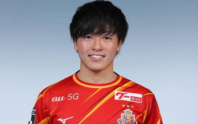 脳震とうの名古屋FW相馬が対戦相手の“後輩”に気遣い「養和ファミリーここから頑張ろう！」