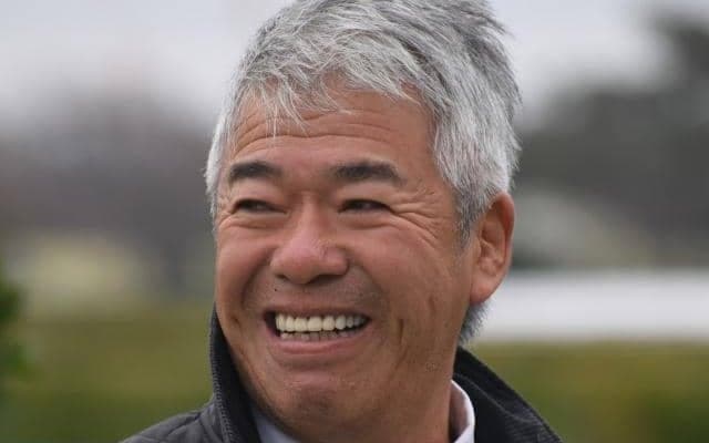 競馬場を去る7人の伯楽/島田明宏