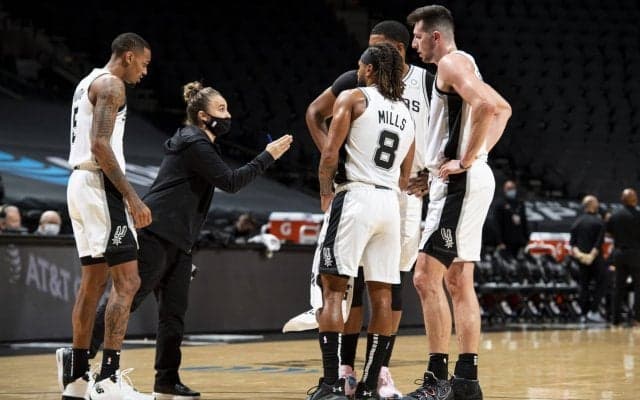 WNBAラスベガス・エイセズにベッキー・ハモンHC&日系のナタリー・ナカセAコーチのユニークなコンビが誕生