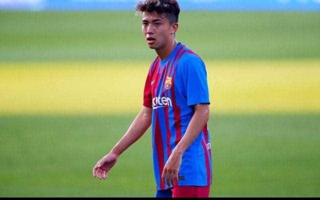 「とりあえず頑張りますか」右足手術のバルサB安部裕葵が病室での白黒写真を添えて意気込み