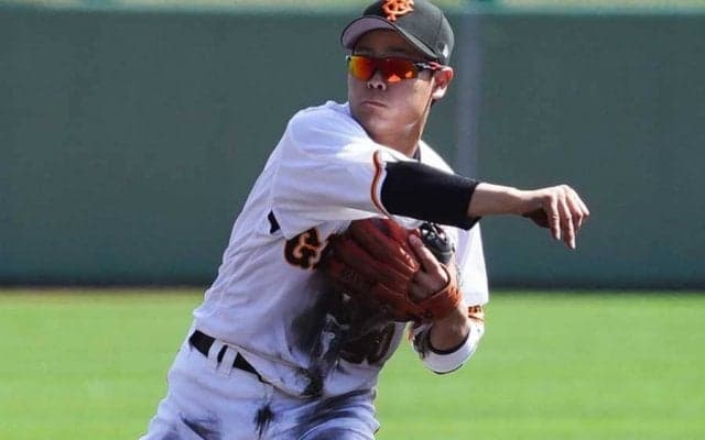 巨人注目の19歳が「まじで坂本やん」　驚愕の鬼肩超ロングスローが「これは美技」