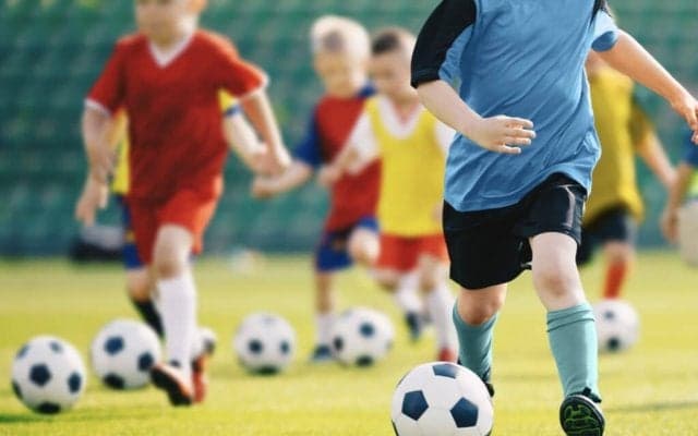 子供にスポーツをさせる前に必ず知っておきたいこと