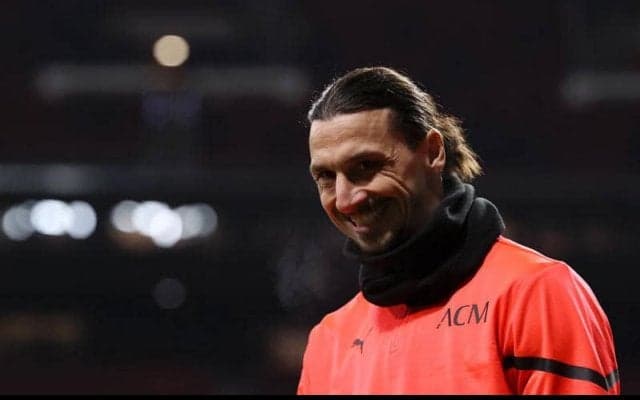 イブラヒモビッチが練習に合流、ナポリとの首位攻防戦で復帰か