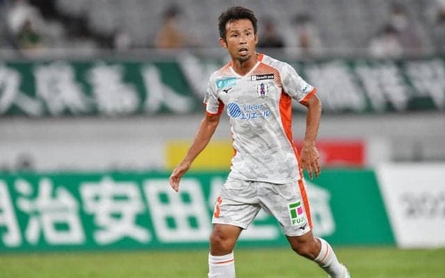 【「変化と継続」のJ2】元サッカー日本代表MFが達成した大記録！磐田・遠藤保仁に次ぐ「23年連続得点」とカズ、中村俊輔らに次ぐ「最年長得点の歴代5位」!!(2)