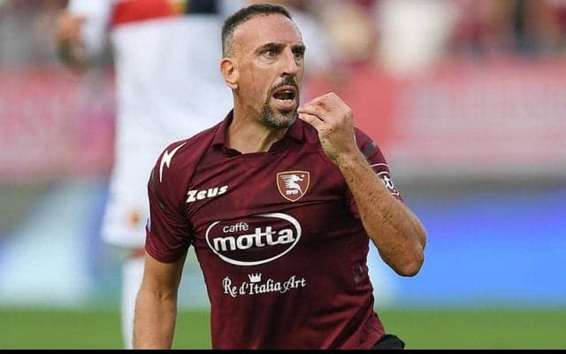 元仏代表リベリ、乗車する自動車が交通事故…軽度の頭部外傷で休養へ