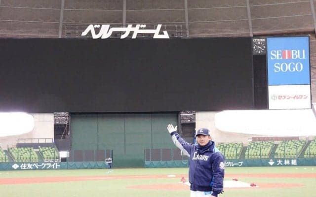 西武「ベルーナドーム」で初練習　お立ち台1号狙う栗山「上がることができれば喜び」