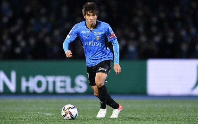 開幕戦で落下して負傷した川崎FのDF車屋紳太郎、右肩関節脱臼で全治6週間