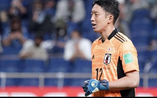 「ブッフォンを見てあと13年」清水の日本代表GK権田修一が3月3日に家族で “33歳バースデーショット”