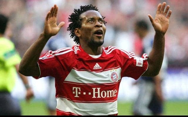 47歳になっても“バキバキボディ”のゼ・ロベルトが自信「今でもシティでプレーできる」