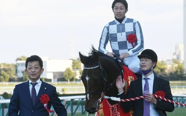 【弥生賞ディープ記念前日オッズ】2歳王者ドウデュースが1.9倍で断然の人気