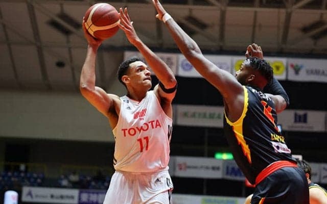 アルバルク東京が25点差圧勝…6選手が2ケタ得点、三遠ネオフェニックスを撃破