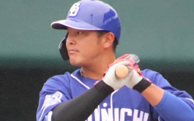 プロ12年目の覚醒なるか？　中日の元鷹ドラ1、内角捌く豪快3ランが「松中みたい」