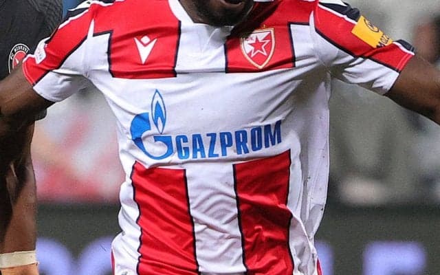 反ロシアの声高まる中セルビアの名門クラブはロシア支持、過去の恩恵を忘れず「クラブのためにしたことを決して忘れない」、サポーターも支持のチャント