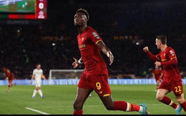 ローマが会心のウノゼロでアタランタにシーズンダブル!　暫定5位浮上でトップ4争いに踏み止まる《セリエA》