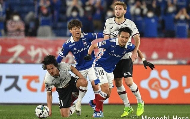 両チームの未来を照らす若手の堂々たるプレーと「チームコンセプト」の浸透【横浜F・マリノスとヴィッセル神戸の対戦が「まれにみる好ゲーム」になった理由】(3)