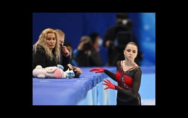 ワリエワなどフィギュア界の若年齢化問題。伊藤華英が「細い選手がきれい」の弊害などを語った