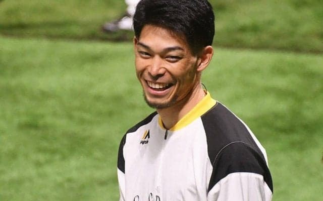 又吉克樹が「受け入れてもらえた」と実感　鷹デビュー登板後に松田がかけた言葉