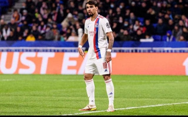 PSG、リヨンで絶好調の元ミランMFパケタ獲得を検討か