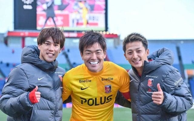 浦和レッズ、今季初勝利(1)！ 湘南ベルマーレ戦、勝負の行方を決めた「2発のスルーパス」と「サイドバックの攻撃力」