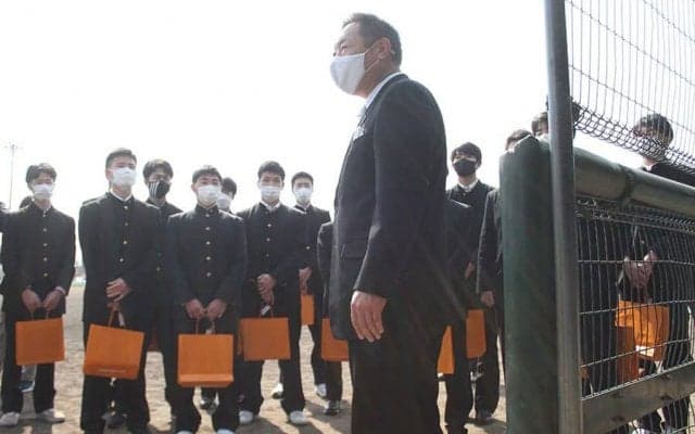 【高校野球】甲子園勝利直後にコロナで2回戦辞退　巣立つ東北学院3年生に監督が贈った言葉