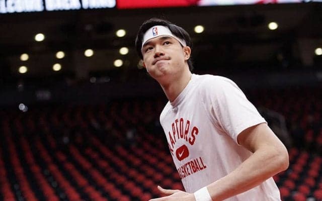 渡邊雄太、第1Q途中から出場も約4分のプレータイムで無得点…ラプターズは敗戦