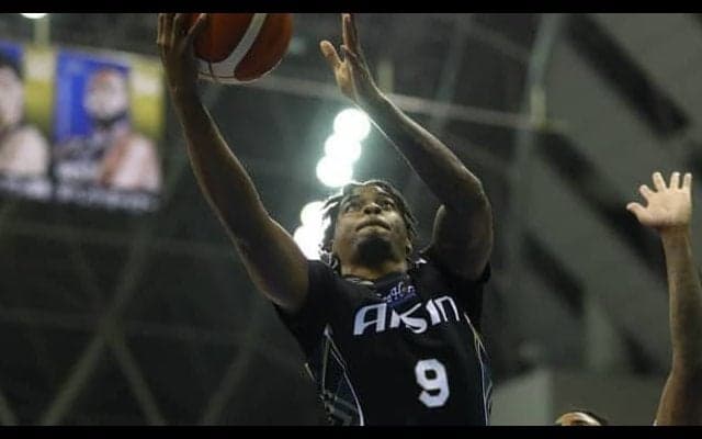 勝利への執着心を見せた三河、広島とOTの大接戦を制す