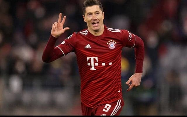 レヴァンドフスキがCL最速ハットのバイエルン、圧巻の7発でザルツブルクを粉砕しベスト8進出《CL》