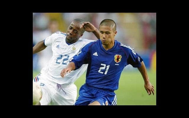 アンリを止めた坪井慶介の日本代表ベストゲーム。「でも、ず～っと引っかかっていた」ことがある