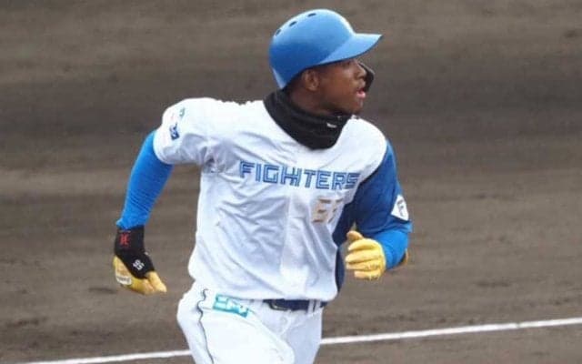 日ハム万波が圧巻の3試合連続弾、OP戦4発で単独トップに　新庄監督も大喜び