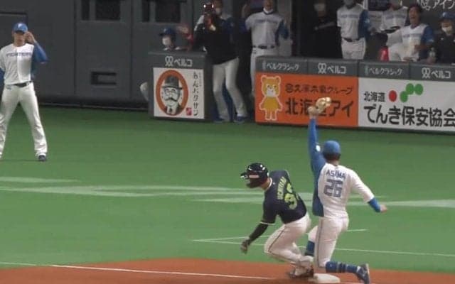 ハムの“完璧連係”が「どれだけ難しいかわかる」　120万再生「これが新庄マジック」