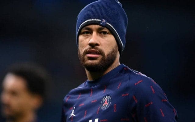 週末の試合と妹の誕生日、CL後のネイマールはどちらを取る?