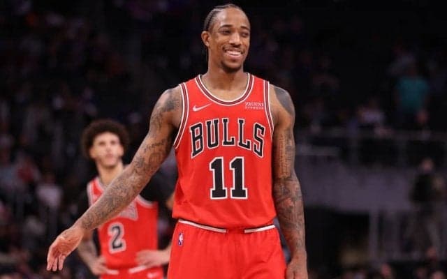 デローザンが初めて購入したジョーダンやコービーから貰ったスニーカーエピソードを明かす