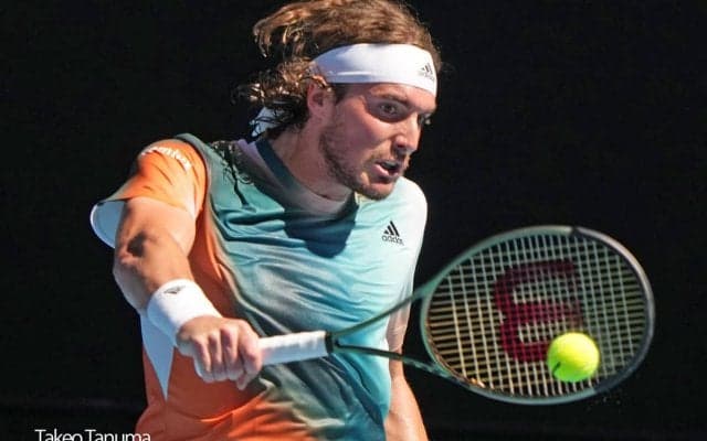 チチパスが手術した右ヒジの秘密を打ち明ける、“実は復帰は4月予定と言われていた”