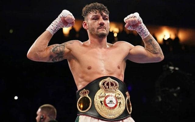 ボクシング世界戦で衝撃の場外KO発生、相手は失神　米記者騒然「こんな決着見た事ない」